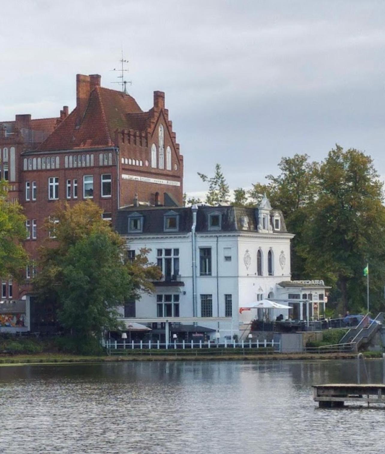 Hotel Excellent Lubeck Exterior photo